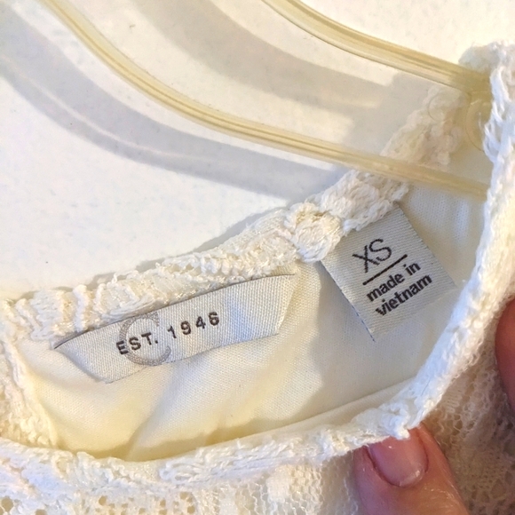 Est.1946 Sleeveless Shirt Lace Keyhole Sexy XS - Picture 3 of 5